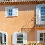 Casa de Férias Belle Provençale Piscine Terrain