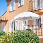 Casa de Férias Belle Provençale Piscine Terrain