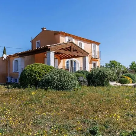Belle Provencale Piscine Terrain *