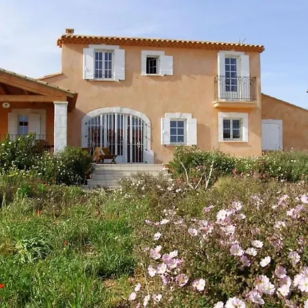 Belle Provencale Piscine Terrain Pujaut