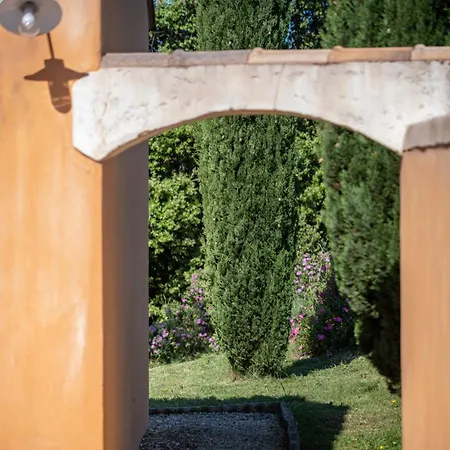 Belle Provencale Piscine Terrain Prázdninový dům *
