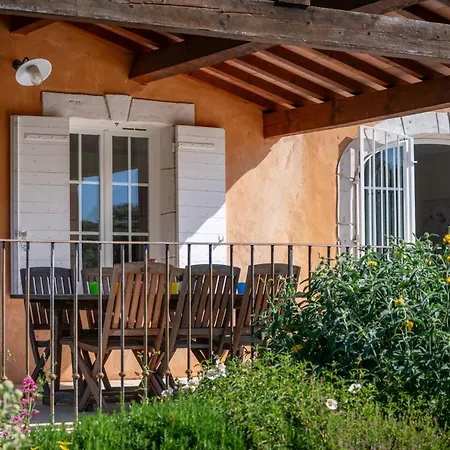 Belle Provencale Piscine Terrain *
